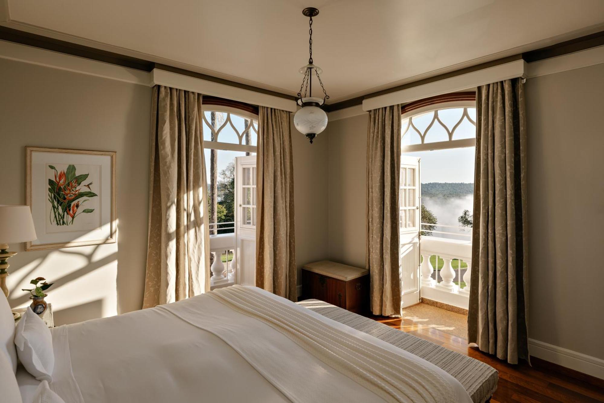 Hotel Das Cataratas, A Belmond Hotel, Iguassu Falls 포스두이구아수 외부 사진 A bedroom at the hotel